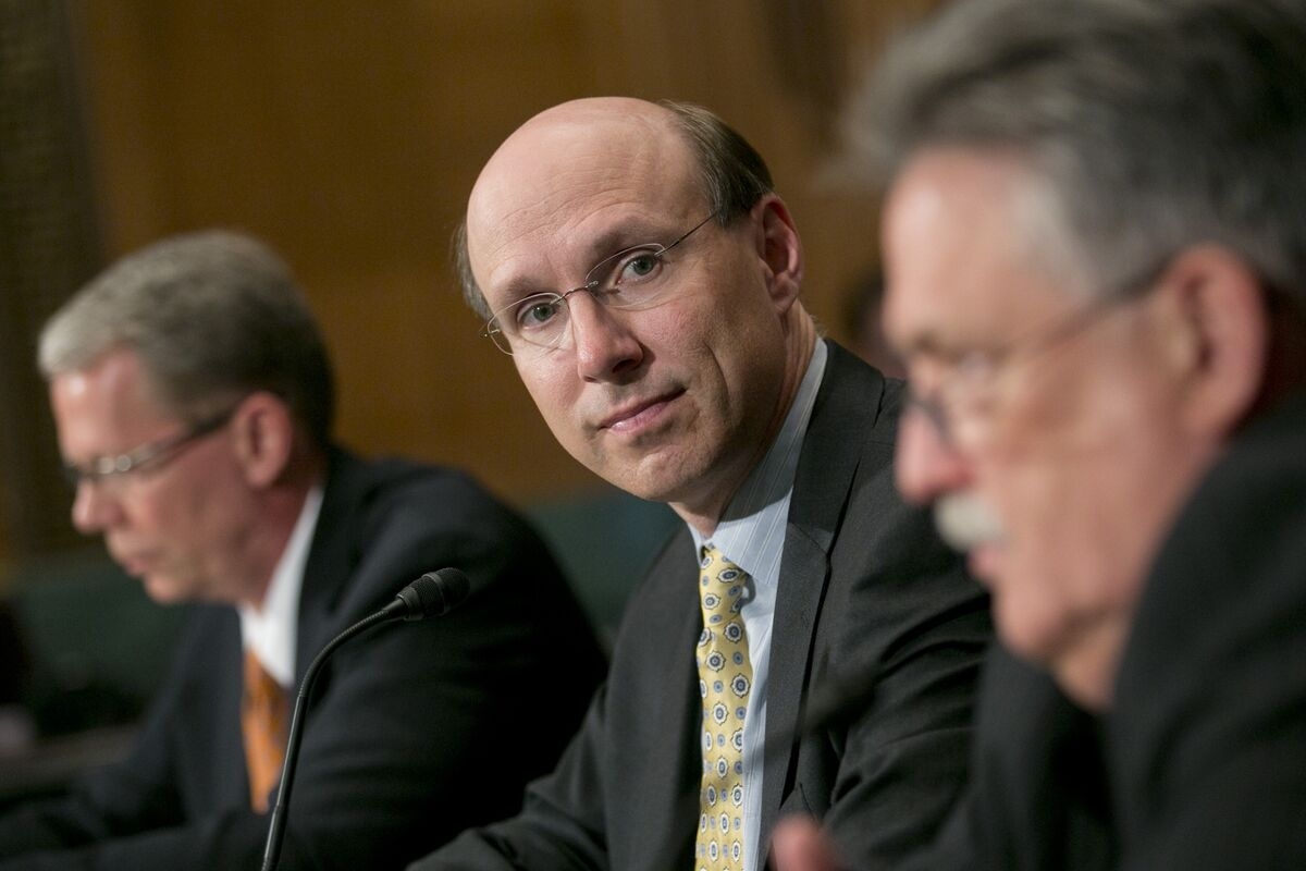 Influential Fed Supervision Official Takes Voluntary Resignation