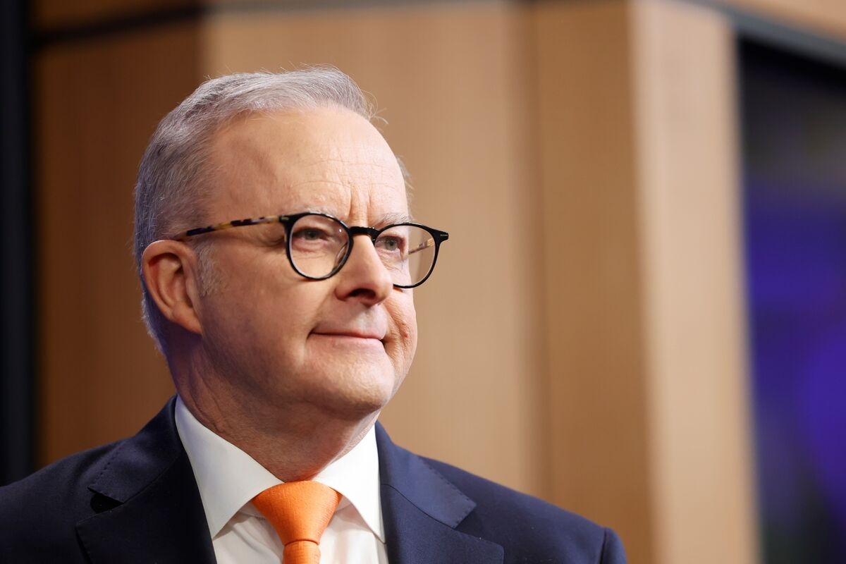 Australian PM Talks Trade in China, Sidesteps Tensions With Xi