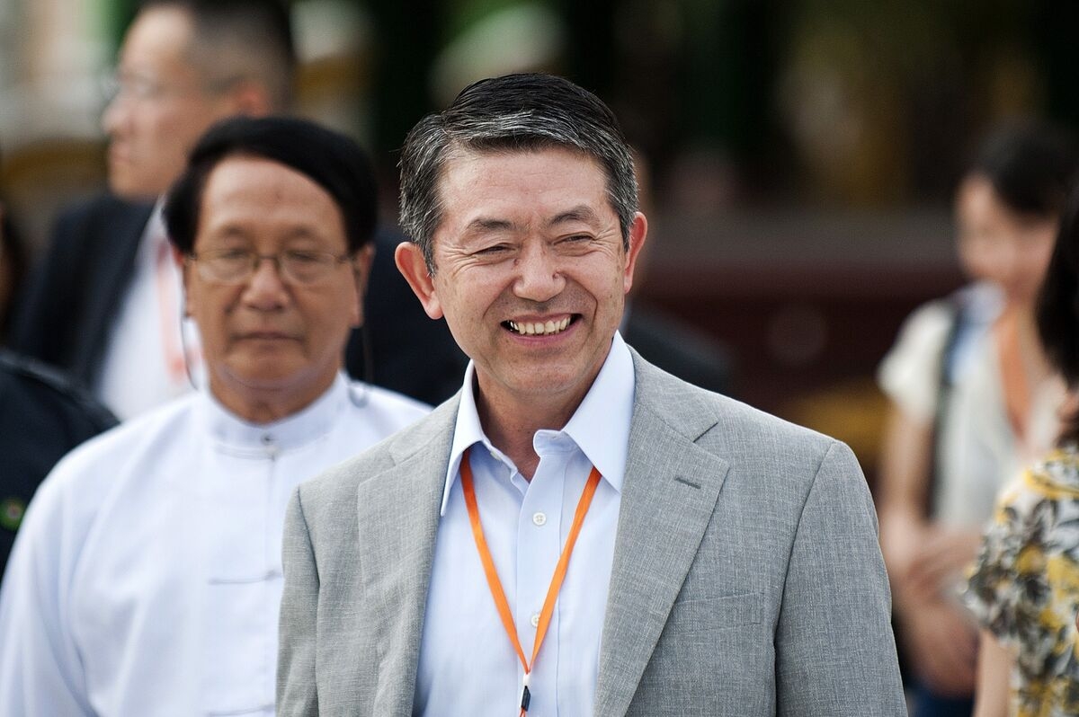 Taiwan Names Japan's Former Defense Chief as Cabinet Consultant