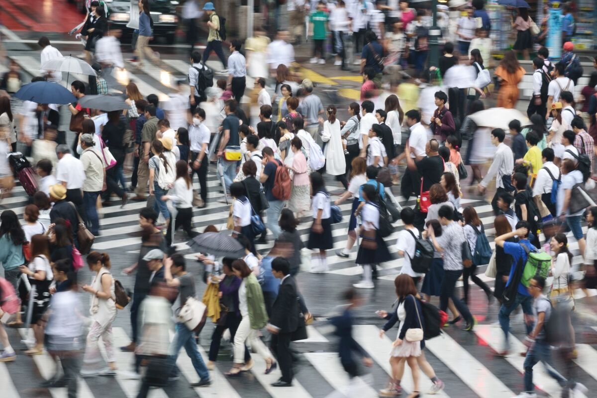 Japanese Bonds Pushed Lower by Fiscal Worries Before Election