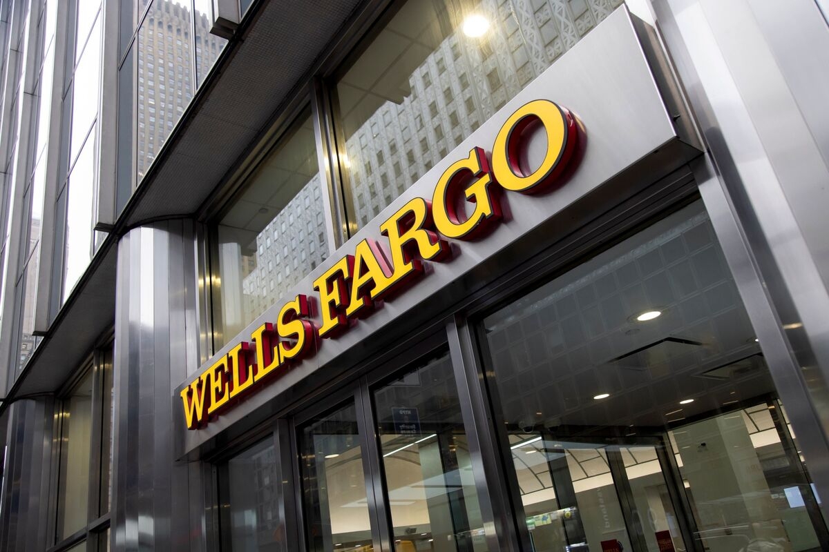 Wells Fargo Falls Short of NII Estimates Amid Tepid Loan Demand