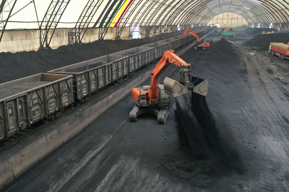 China Likely to Ditch Low-Grade Coal From Indonesia Due to Glut