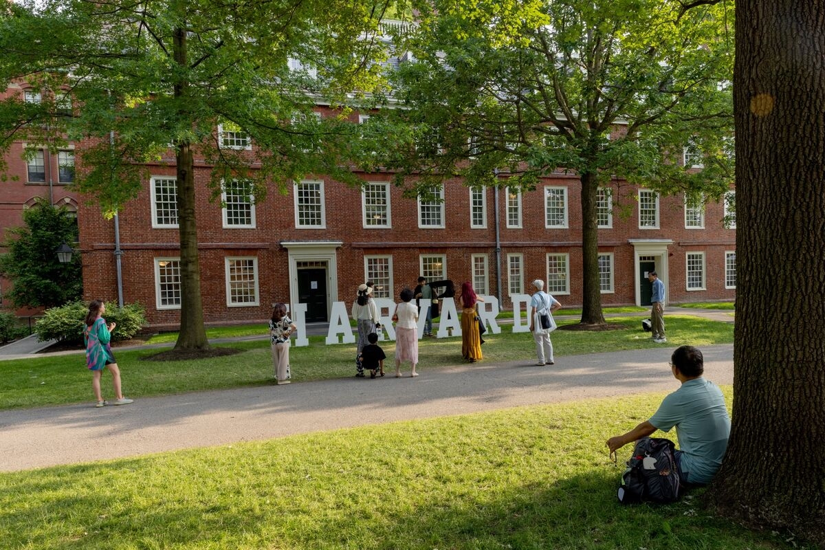 Harvard Sues Over Trump Barring Foreign Students' US Entry