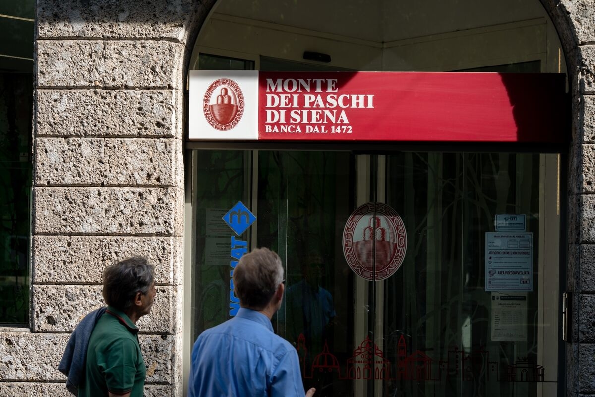 Italy's Monte dei Paschi Share Sale Draws Scrutiny From Brussels