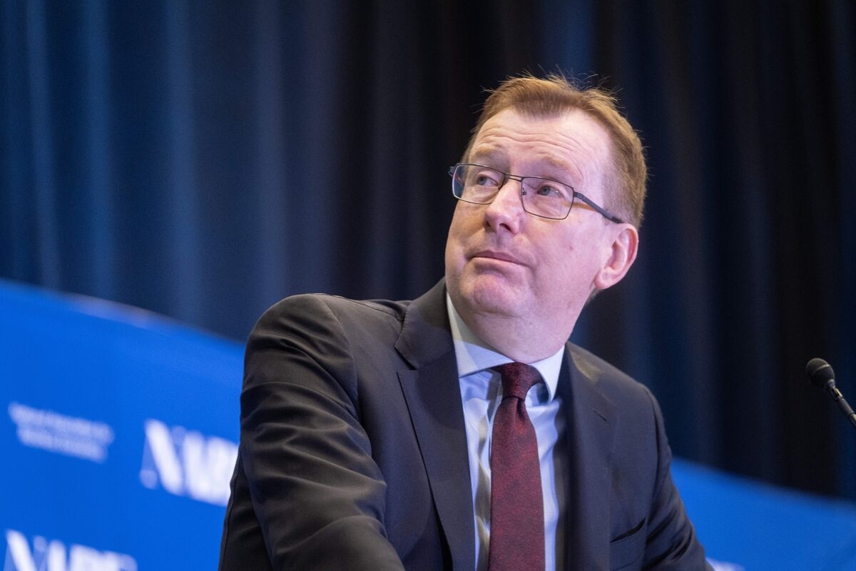 NY Fed's Perli Sees Early Signs of Pressure in Money Markets