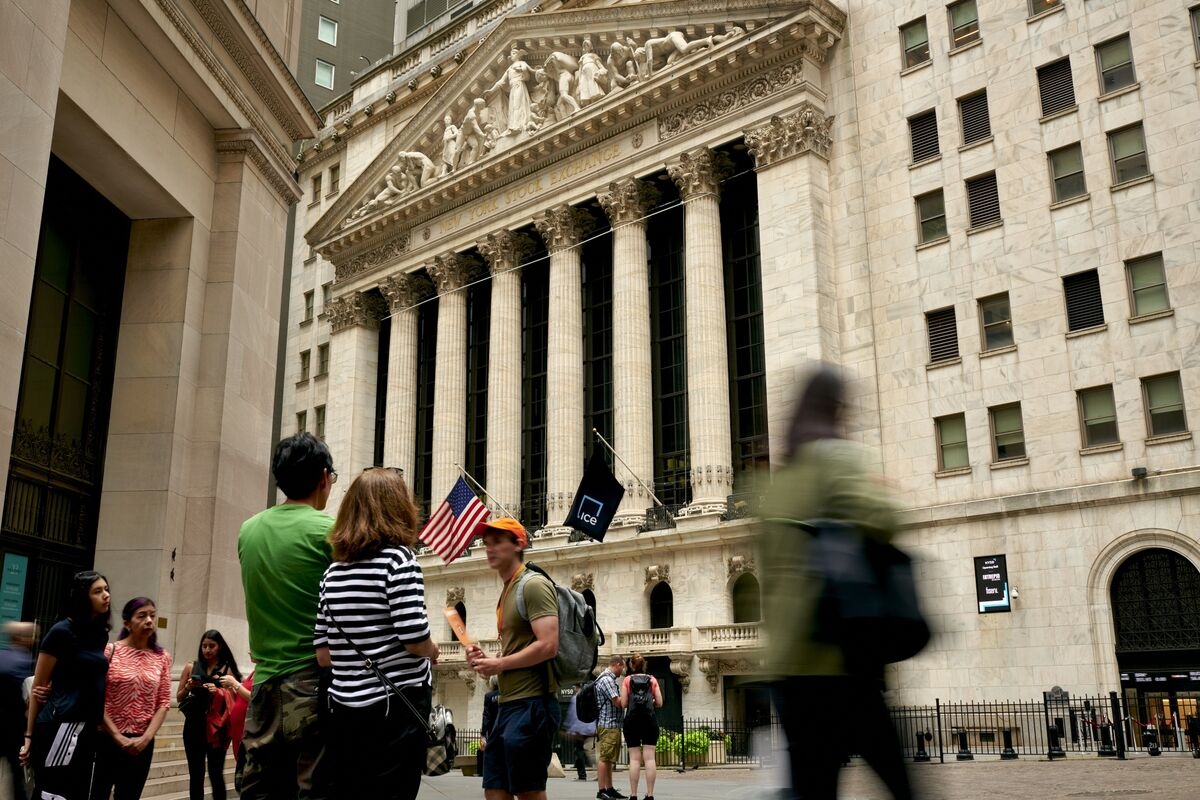 Stock Surge Saw US Add More Than 379,000 Millionaires Last Year