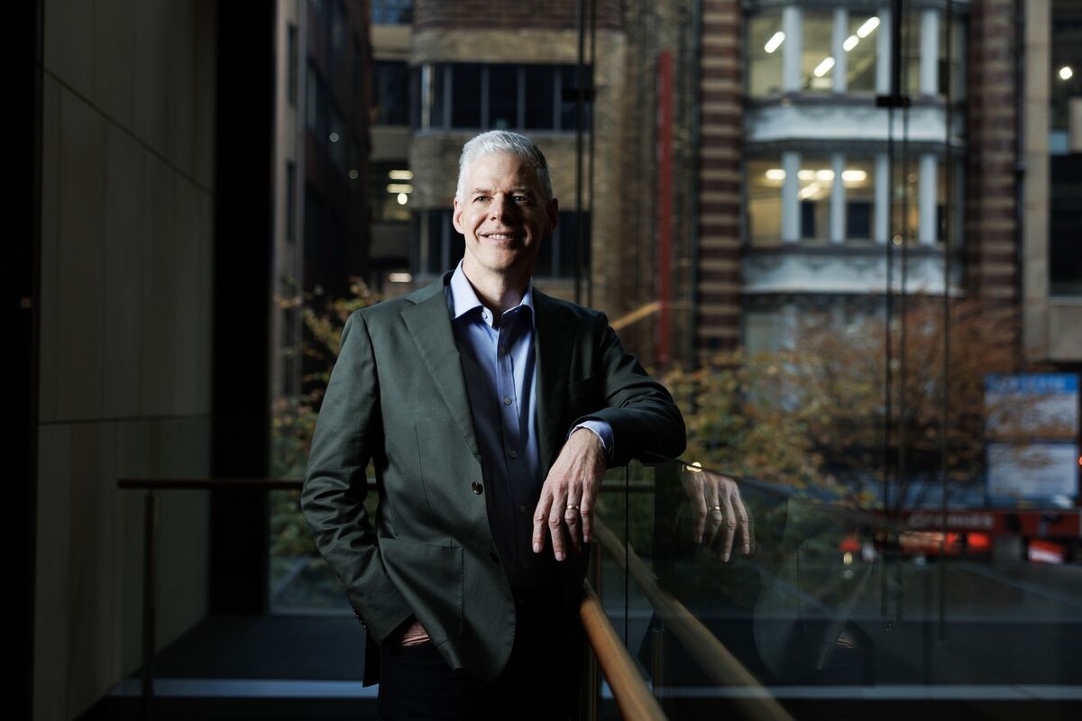 Virgin Australia Boss Brushes Off Mideast Fears as Shares Debut