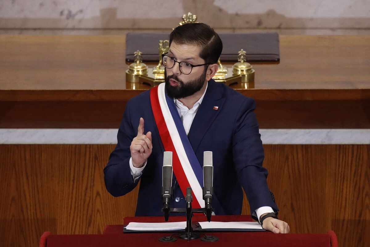 Chile's Boric Vows to Rely Less on Israel, Citing Gaza Violence