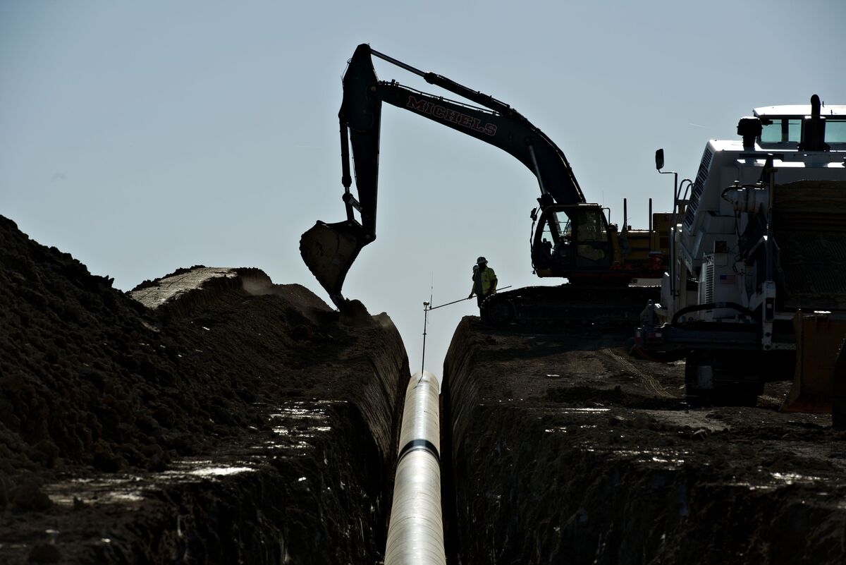 Enbridge Says New Canadian Oil Pipeline Would Require Legal Changes First