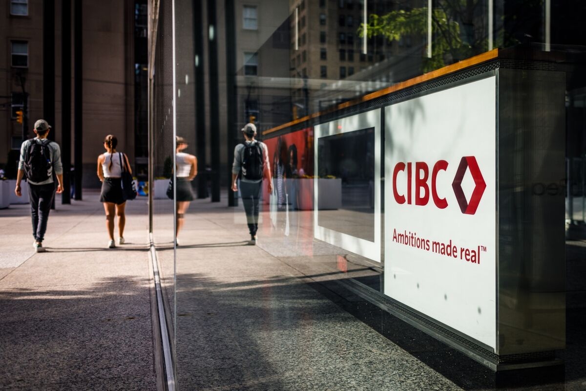 CIBC Overtakes Scotiabank in Market Value After Stock's 47% Run