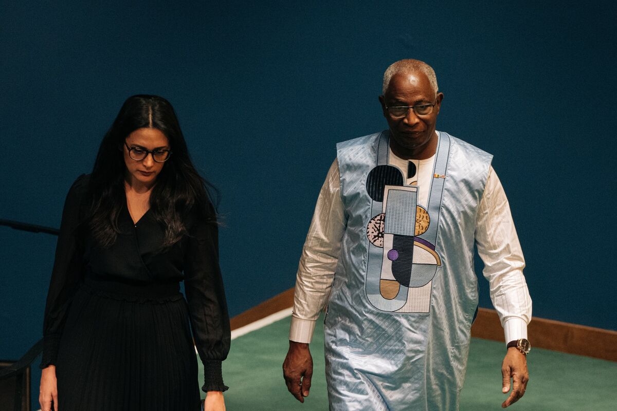 Guinea to Hold Presidential, Legislative Elections in December