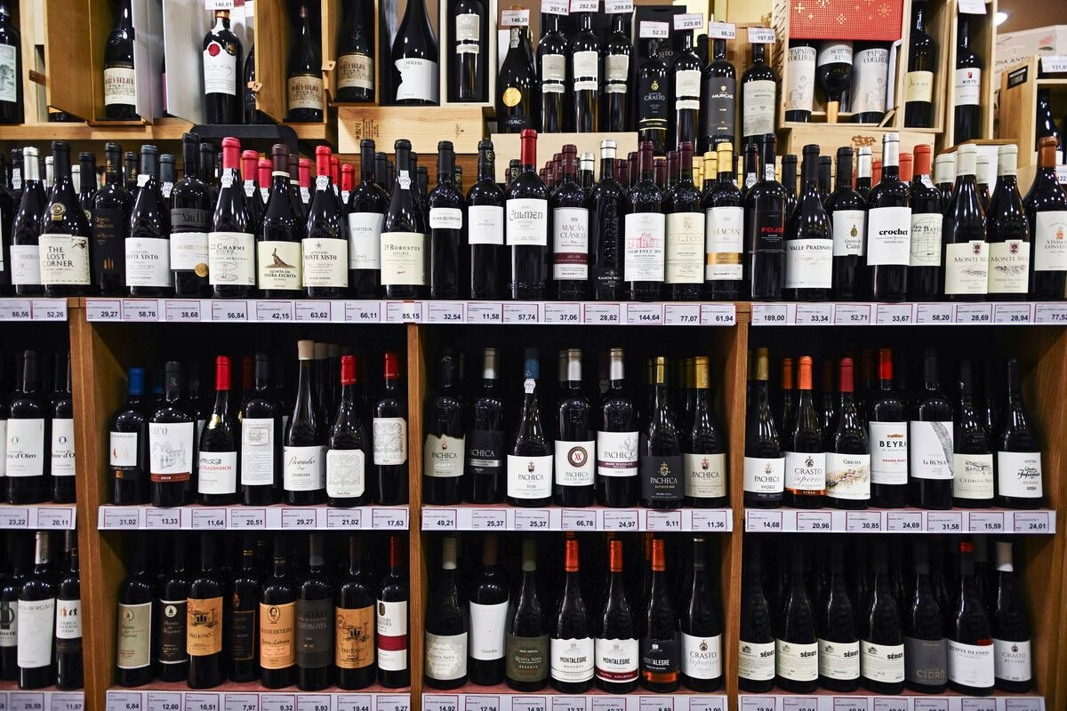 Is Cheap Red Wine Less Likely to Cause Headaches?