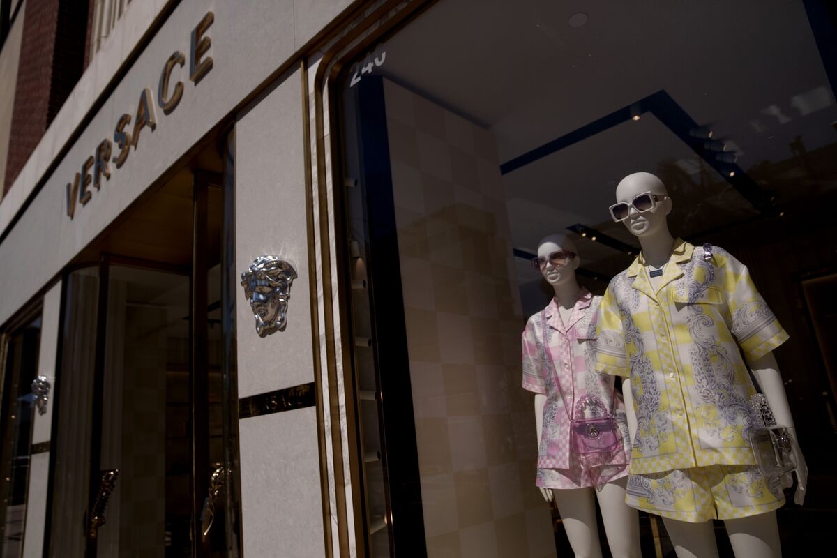 Prada Nears Approval of Versace Deal Despite Tariffs