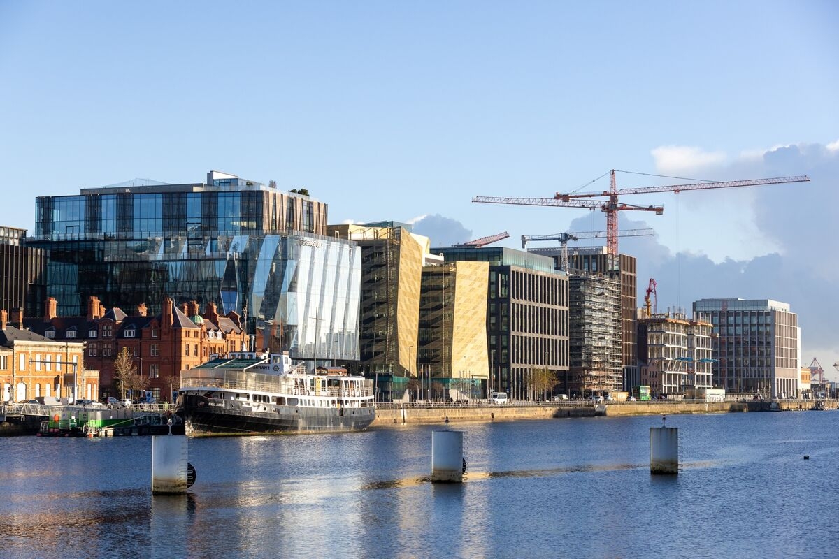 Euro-Area Growth Doubled at Start of Year Thanks to Ireland