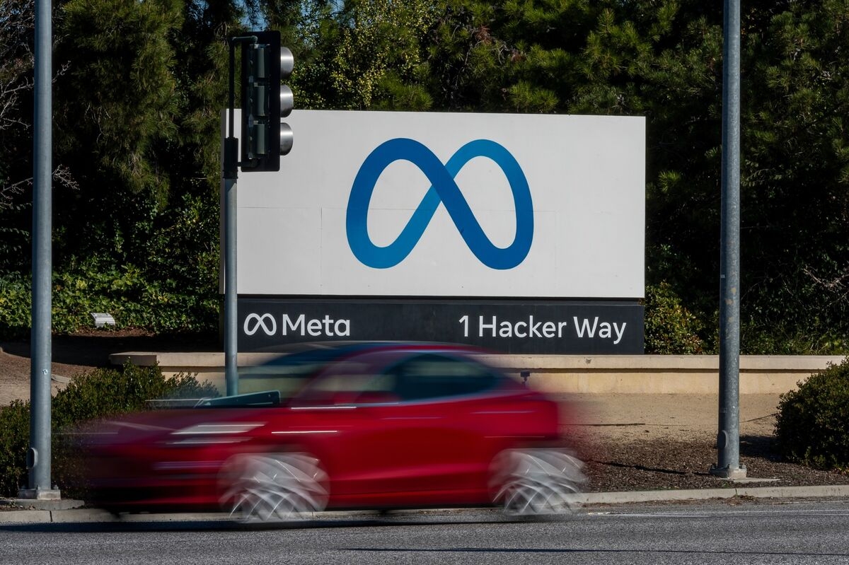 Meta Taps New Head of AI Lab After Staffer's Return From Google