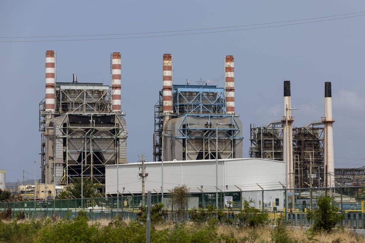 Puerto Rico Energy Czar Backs New Fortress LNG Supply Deal