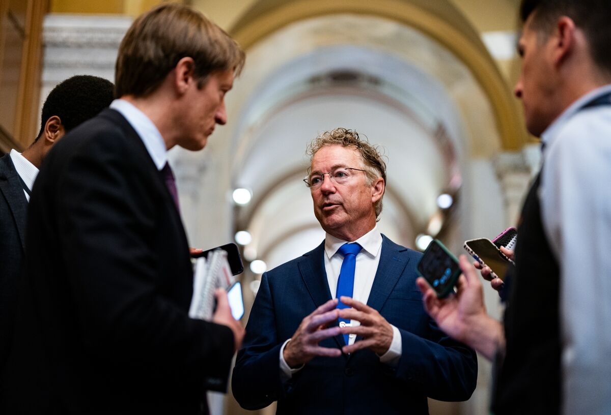 Trump Blasts Rand Paul as ‘Crazy' for Resisting Tax-Cut Bill Over Debt Limit