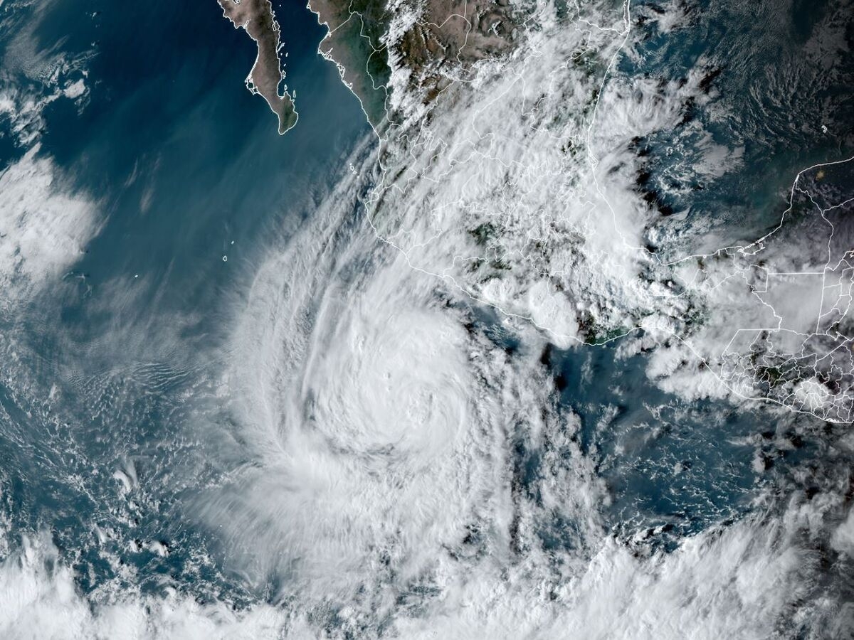 Hurricane Erick Weakens to Category 3 Storm as It Hits Mexico