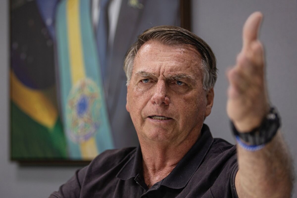 Bolsonaro's Plan to Stage a Trumpian Comeback Might Save Lula's Presidency
