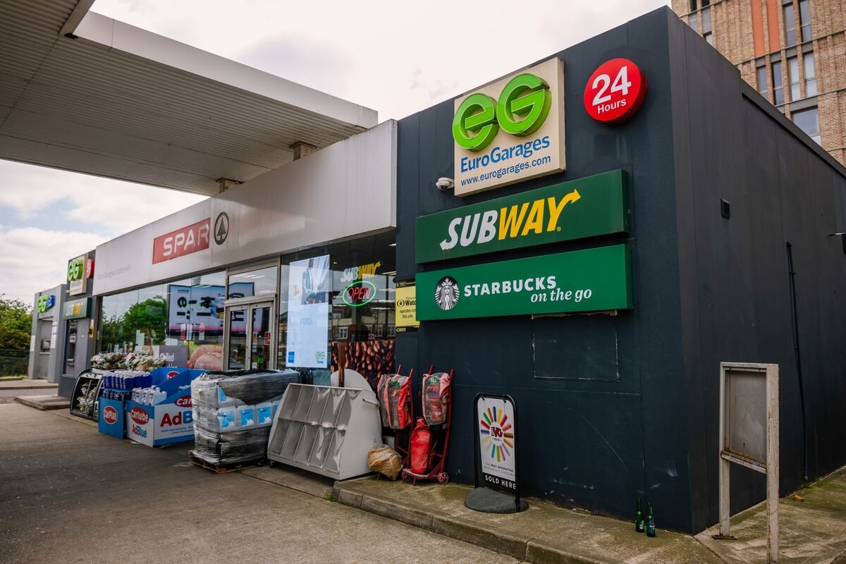 Zuber Issa Urges EG Group to Consider Sale of US Unit, FT Says