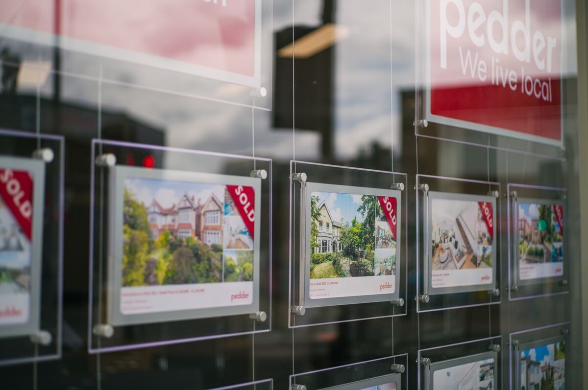 UK Mortgage Approvals Rise as Market Stabilizes After Tax Hike