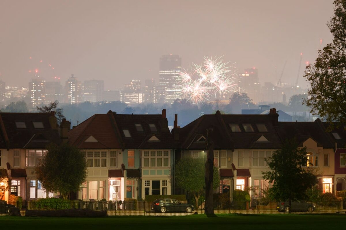 Starmer Reverses Cut to UK Winter Fuel Subsidy That Hurt Labour