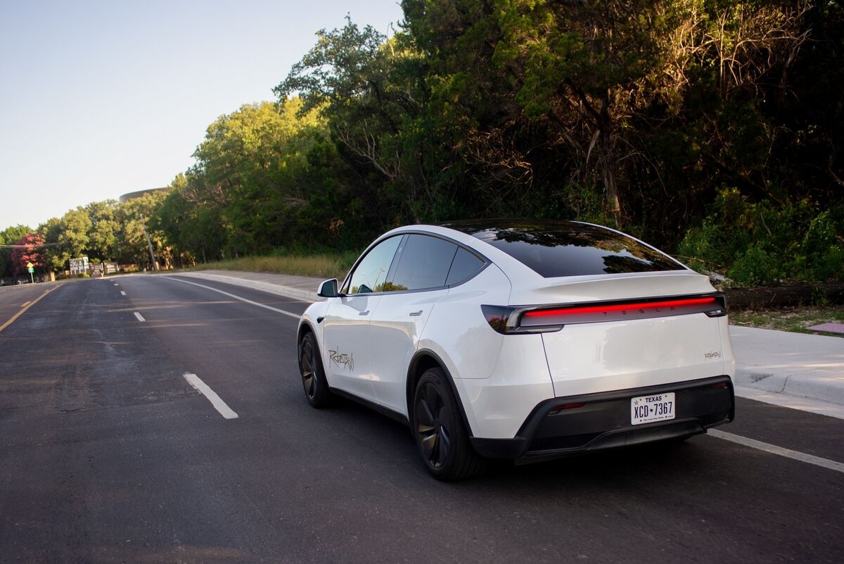 Tesla Plans Robotaxi Expansion With San Francisco Deployment