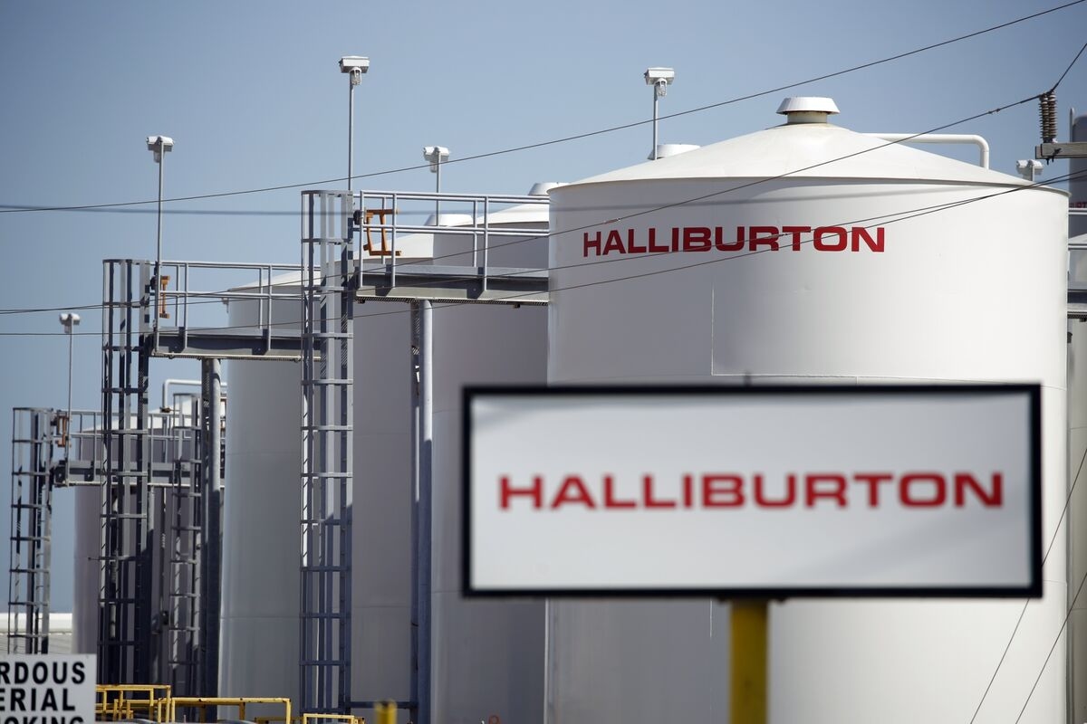 Halliburton to Retire Some Gear Amid Weakening Oilfield Demand