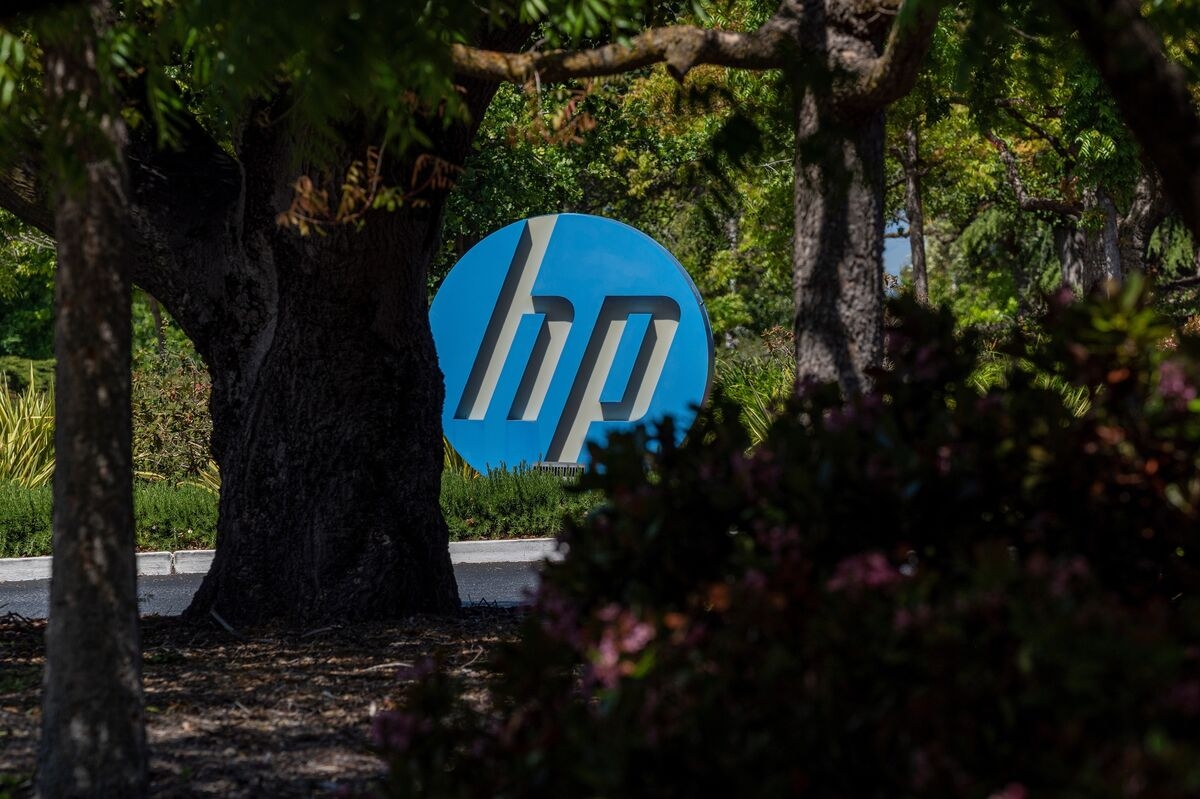 HP Profit Outlook Falls Short on Tariffs Costs, Economy