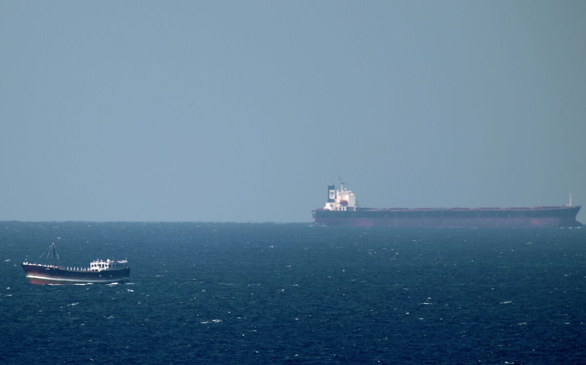 Oil Tanker Titans Stay Calm But Cautious After Mideast Warnings