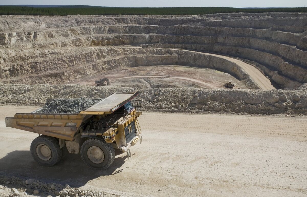 Congo State Miner Must Pay €39 Million to AVZ in Lithium Dispute