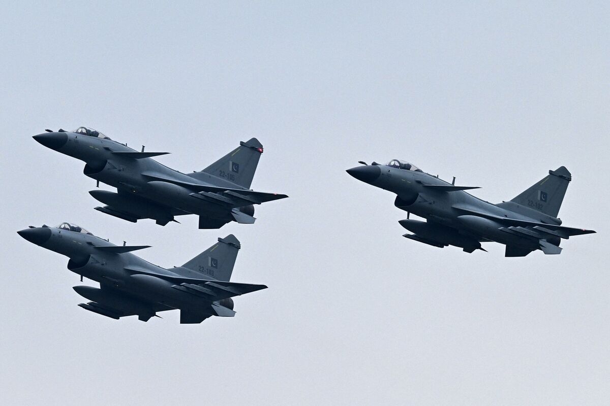 Why China's Fighter Jets Should Worry the US and Taiwan
