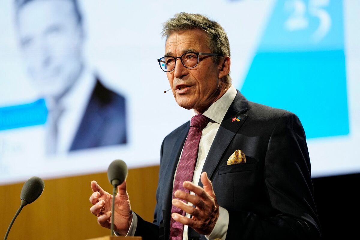 NATO's Former Head Says Allies Must Counter Russia's Arctic Rise
