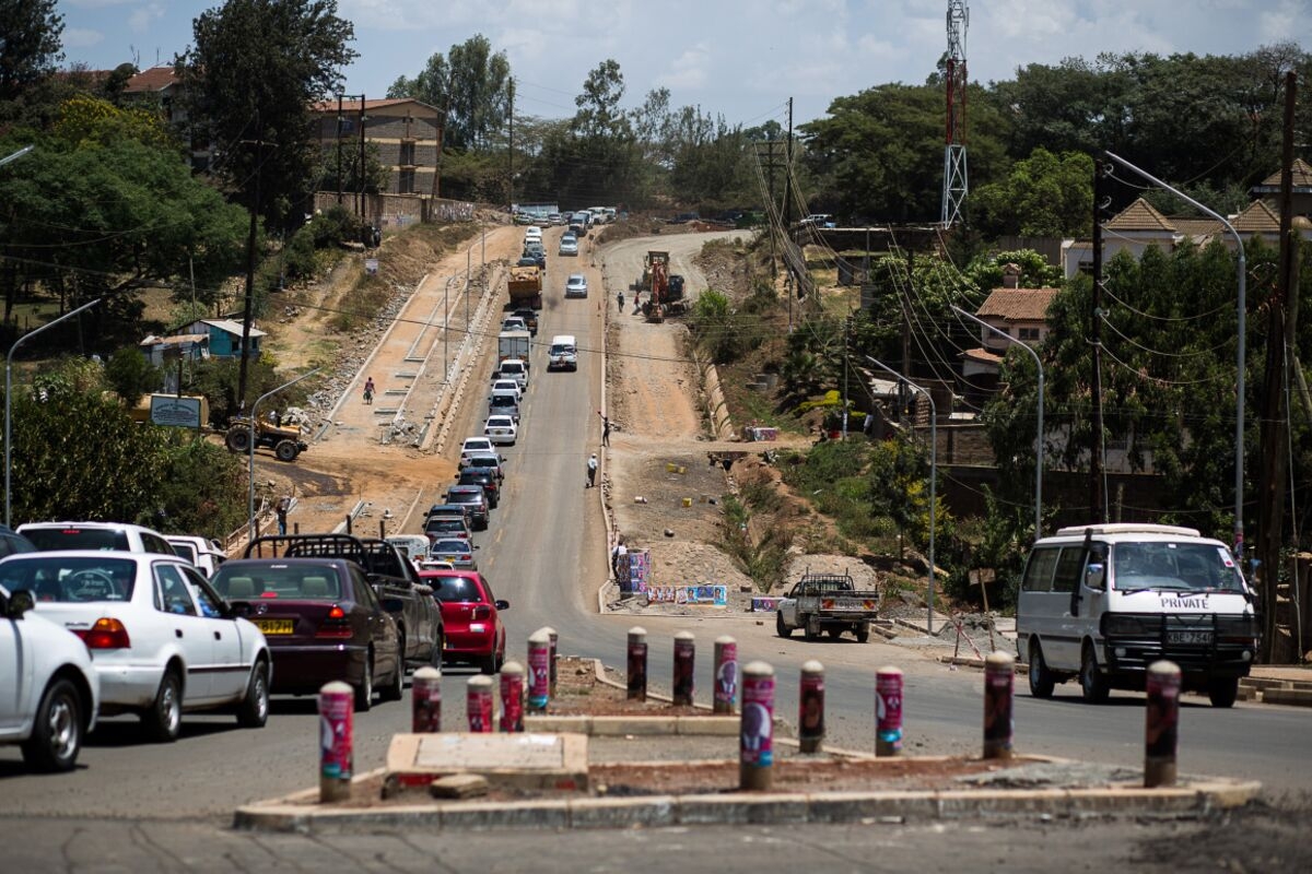 Kenyan Growth to Slow on Debt, Fiscal Pressures, World Bank Says