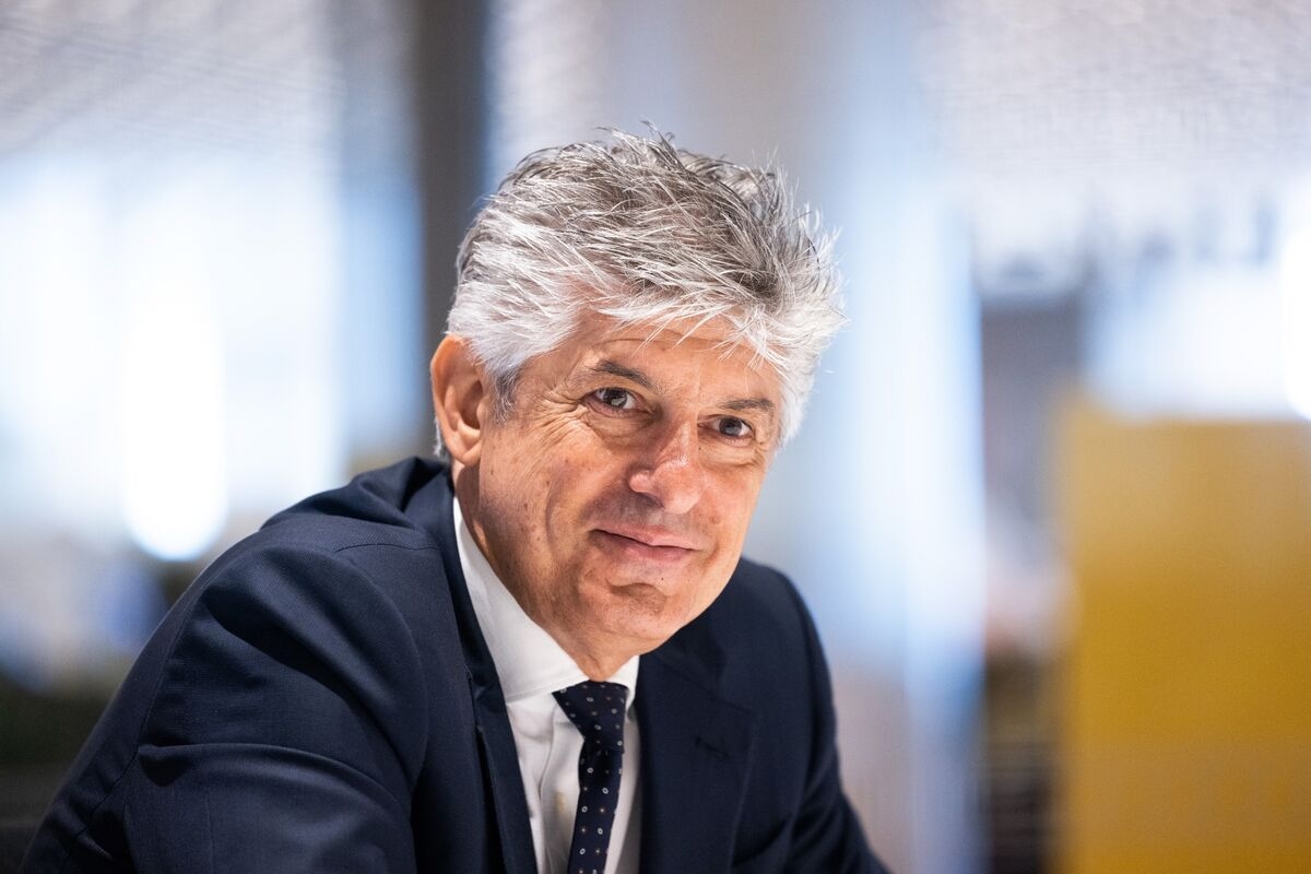 Cellnex CEO Sees Overhaul Done by Year End, Eyes Growth in UK