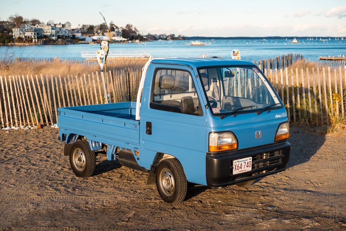 What the War on Japan's Kei Trucks Says About US Road Safety