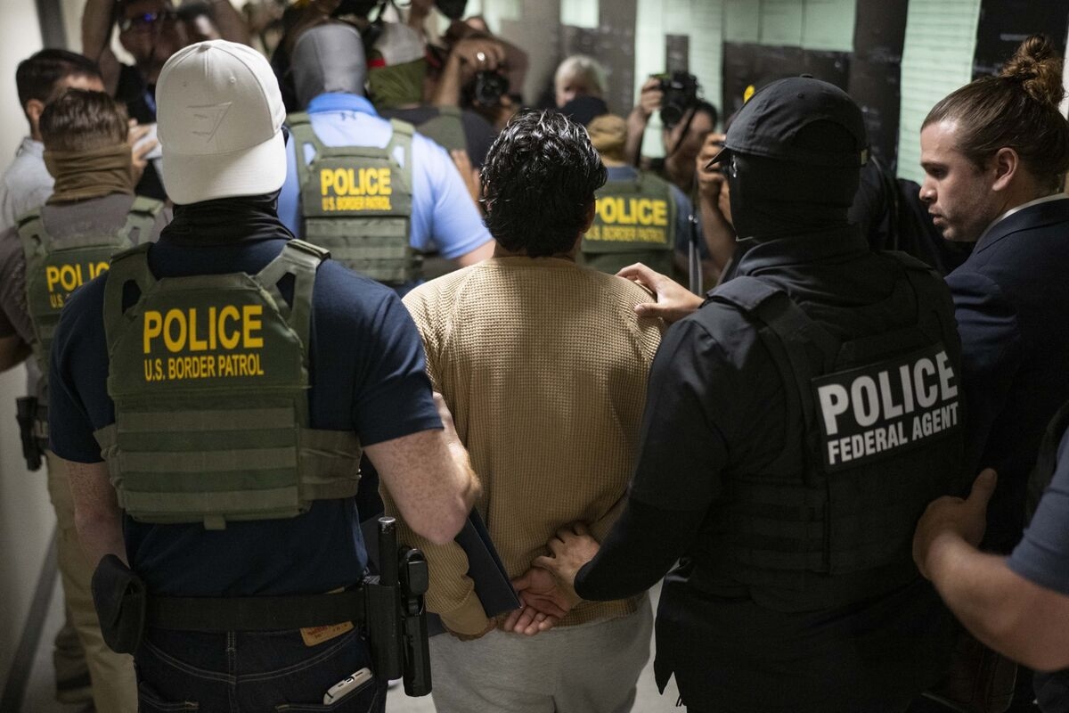 Trump Crackdown Snares More Migrants With No US Criminal Records