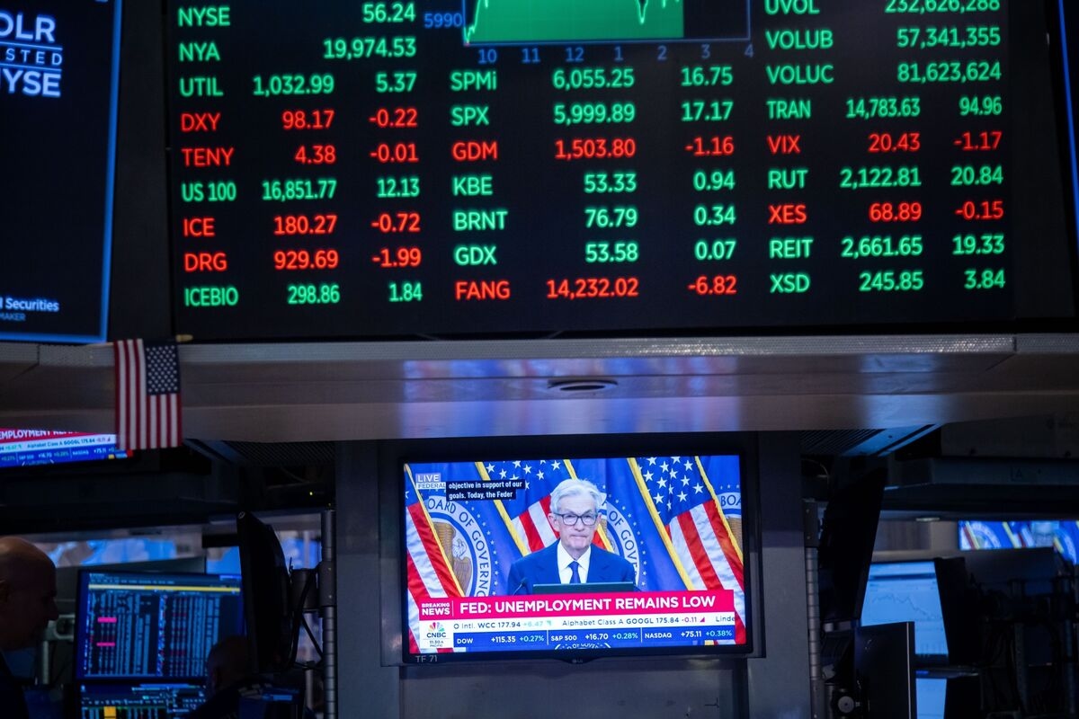 Here Are the Key Takeaways From Fed's Decision to Hold Rates Steady