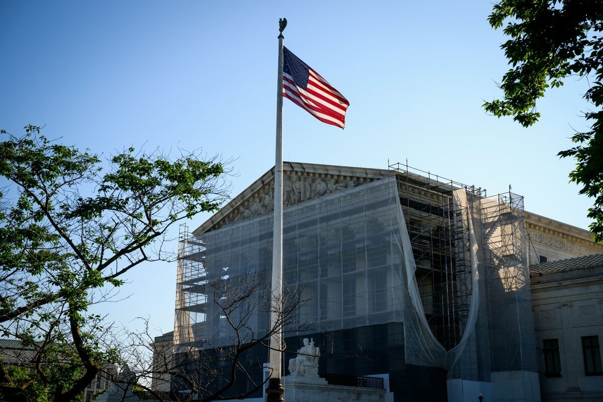 Supreme Court Refuses to Expedite Challenge to Trump's Tariffs