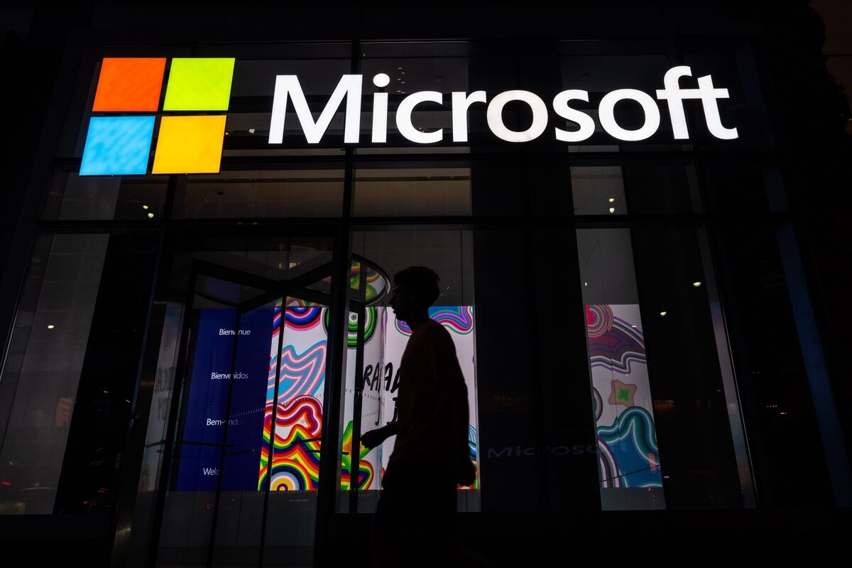 Microsoft Probing If Chinese Hackers Learned SharePoint Flaws Through Alert