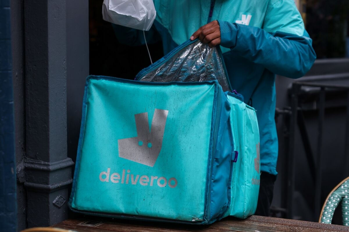 Doordash Agrees to Buy Deliveroo in $3.9 Billion Delivery Deal