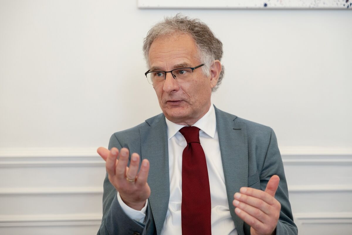 Austria Backs Using Frozen Russian Assets to Help Ukraine