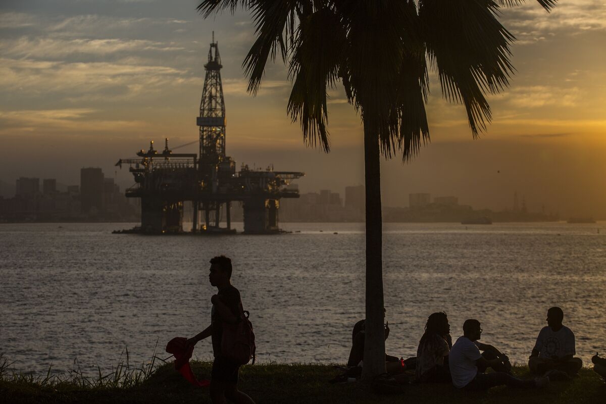 Turkey Shifts Away From Russian Crude as Tupras Buys From Brazil