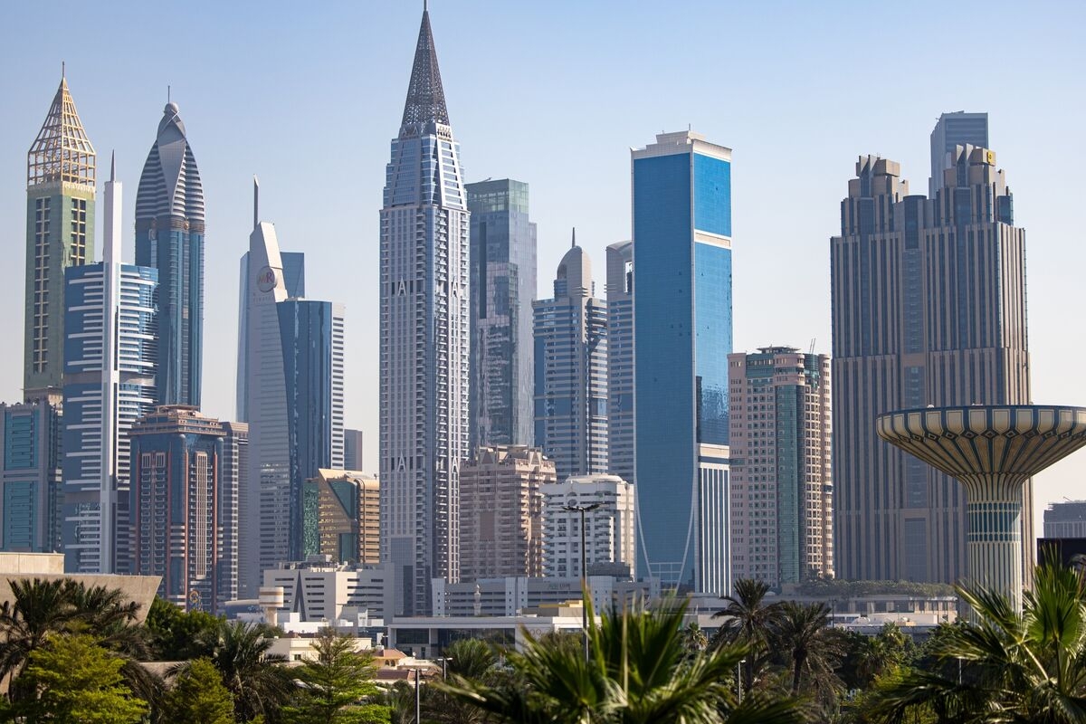 Japan's Banks Pull Staff From Middle East After US Strikes Iran
