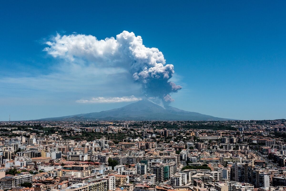 Italy's Mount Etna Erupts, Setting Off High Plumes of Smoke