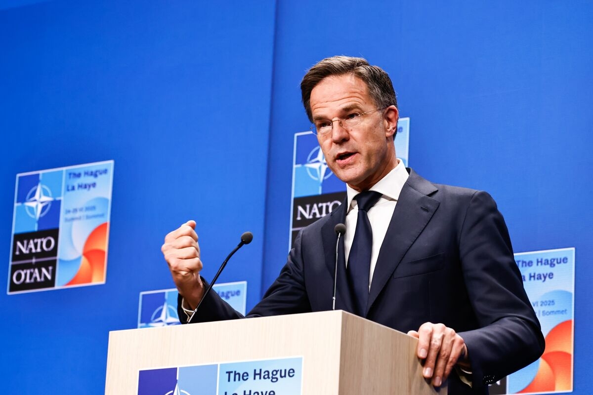 NATO Chief Warns China, India and Brazil Over Russia Links