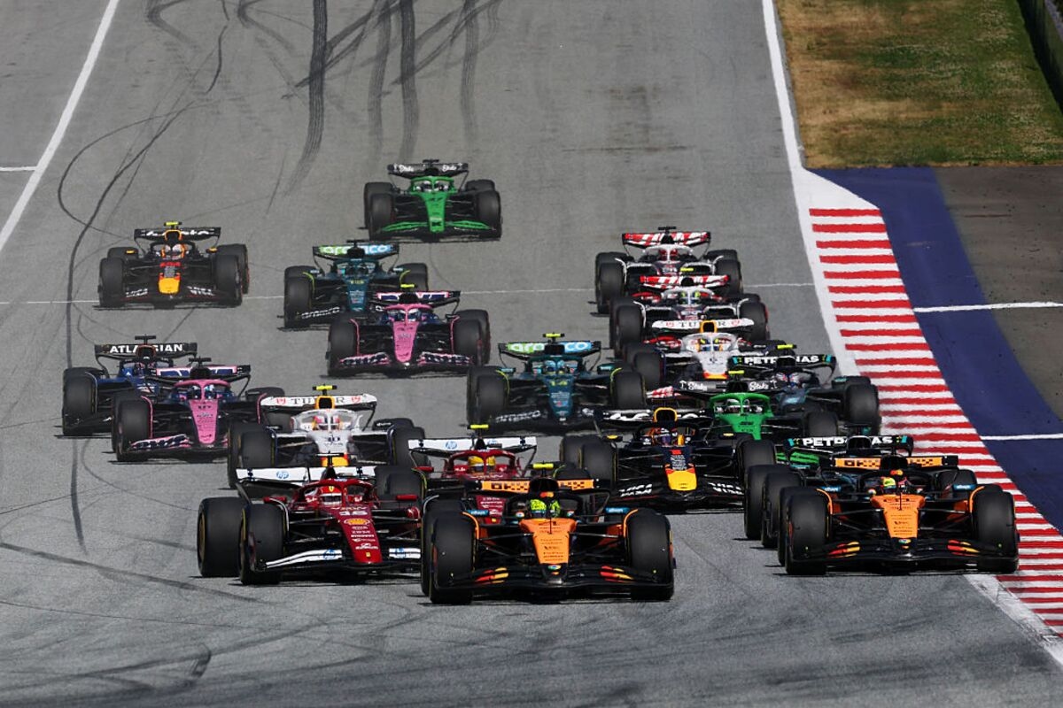 Formula 1 Renewable Energy Shift Drives 26% Drop in Carbon Footprint
