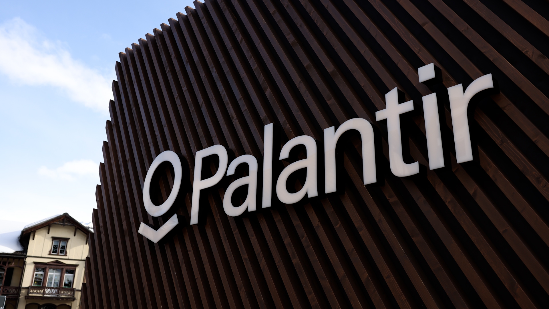 Palantir Cites ‘Astonishing' AI Impact in Earnings