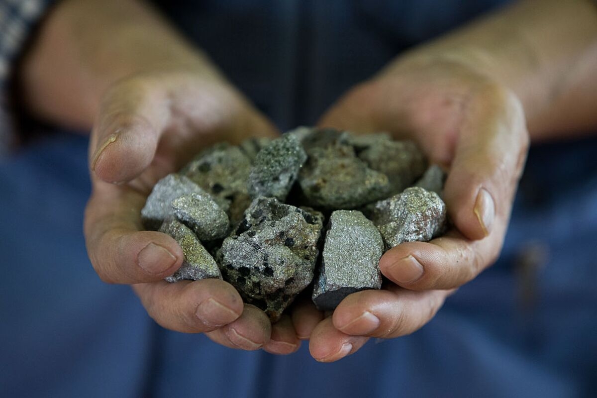 Rare Earths in Ukraine? No, Only Scorched Earth.