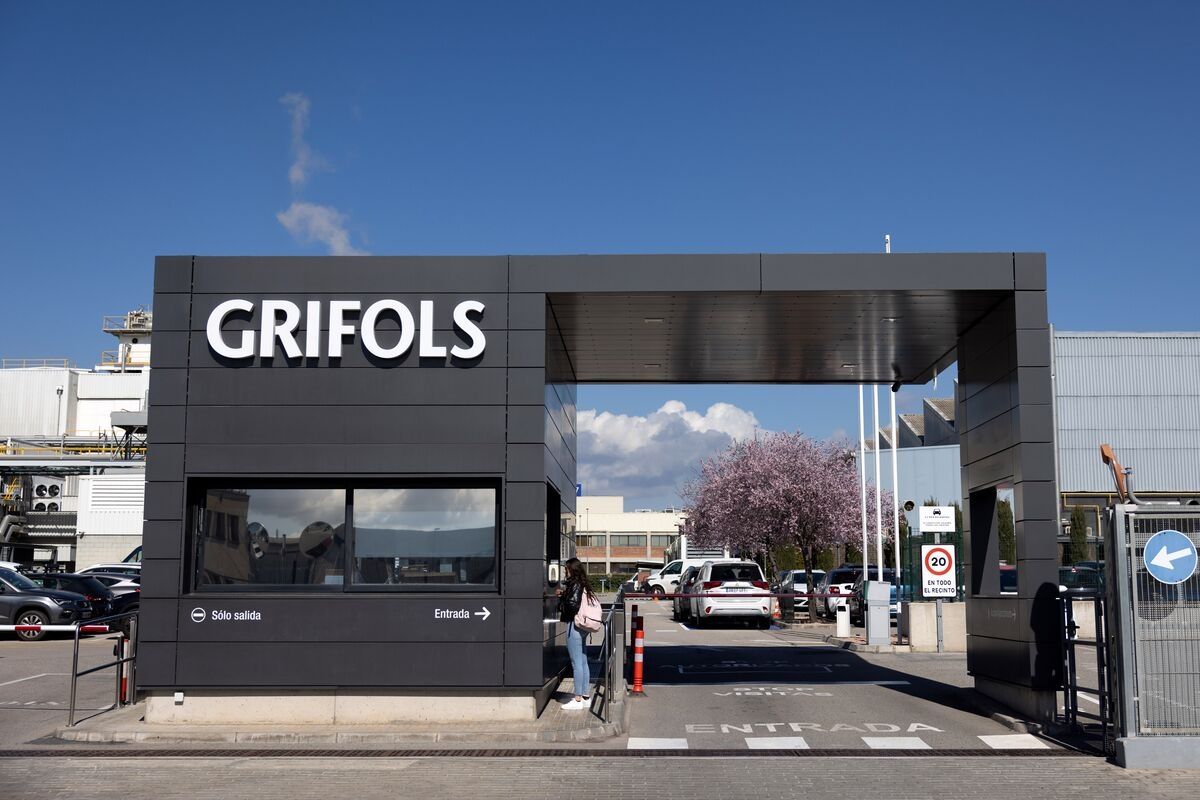 Grifols Advances on Report Brookfield Restarted Deal Talks